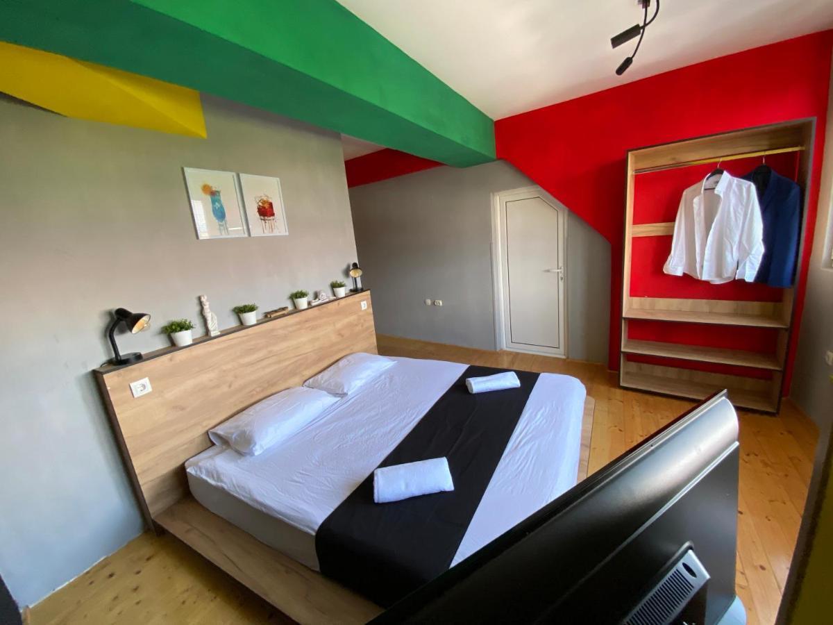 سكوبجي Mickitos Hostel & Apartments المظهر الخارجي الصورة