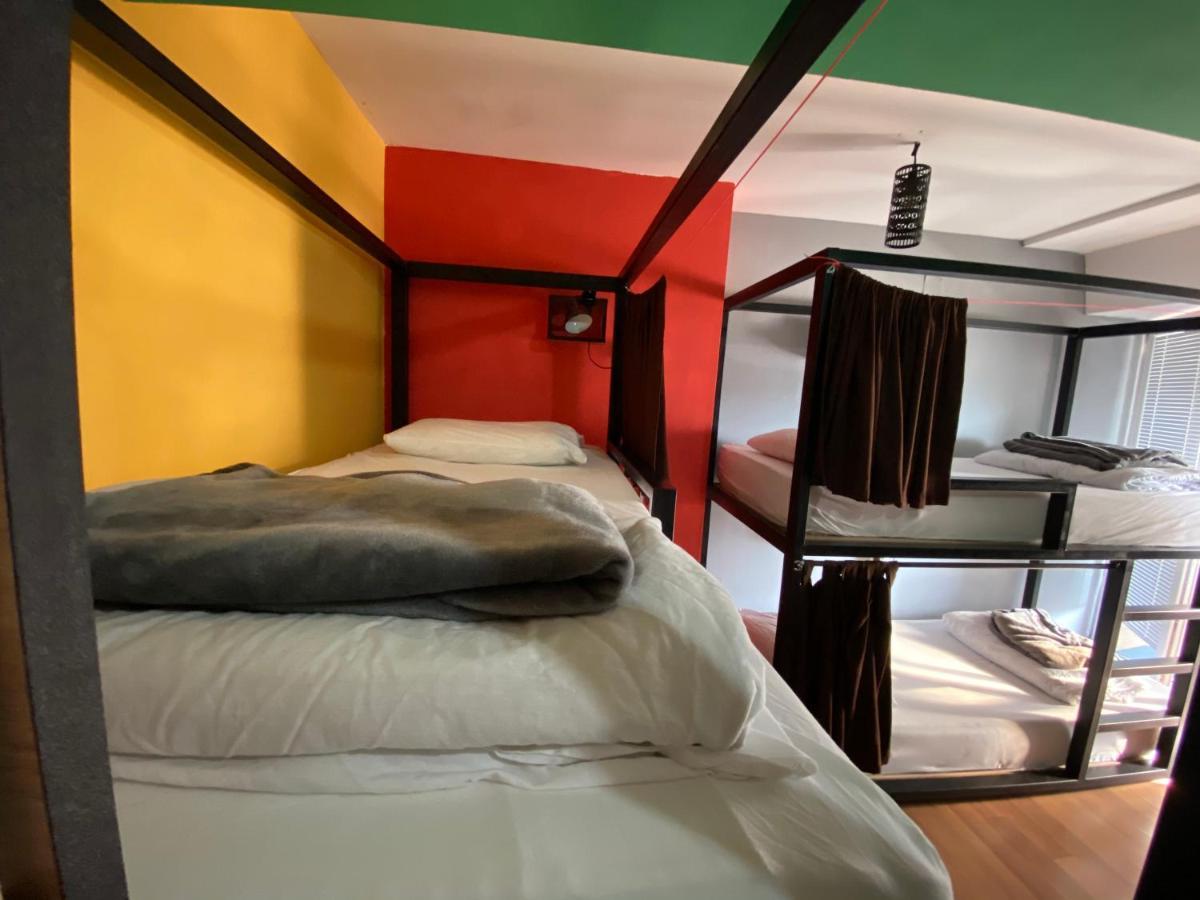 سكوبجي Mickitos Hostel & Apartments المظهر الخارجي الصورة