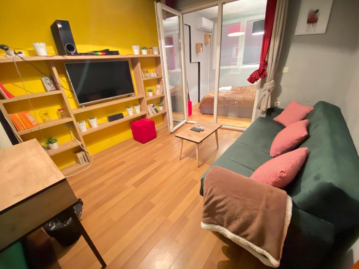 سكوبجي Mickitos Hostel & Apartments المظهر الخارجي الصورة