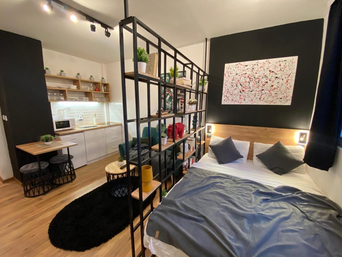 سكوبجي Mickitos Hostel & Apartments المظهر الخارجي الصورة
