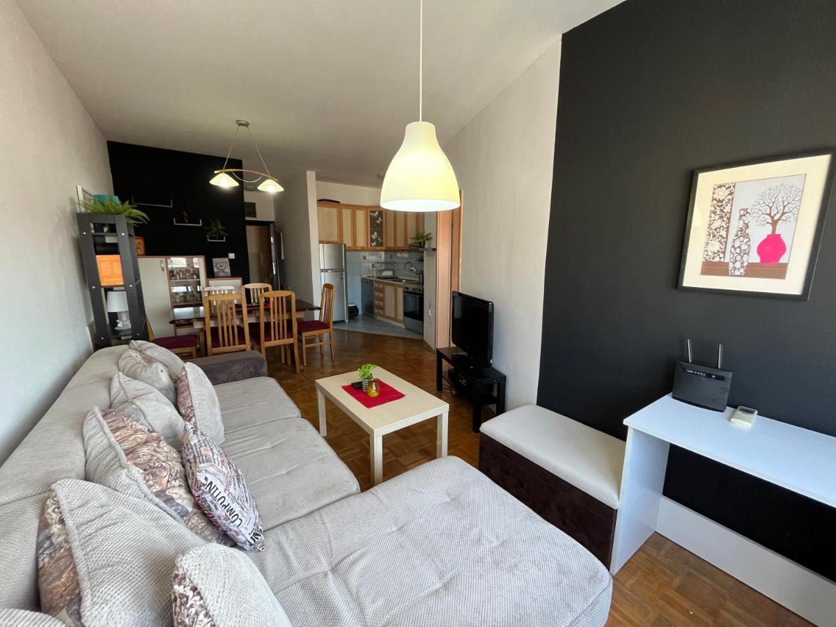 سكوبجي Mickitos Hostel & Apartments الغرفة الصورة